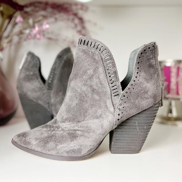 Charles by Charles David Nicola Western Booties Size 6 - Picture 3 of 13